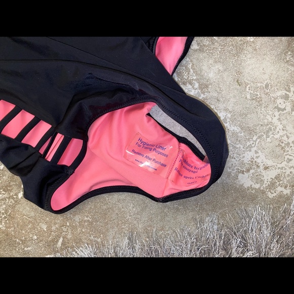 Victoria’s Secret PINK Swimsuit. Black NWT Medium - Picture 5 of 5